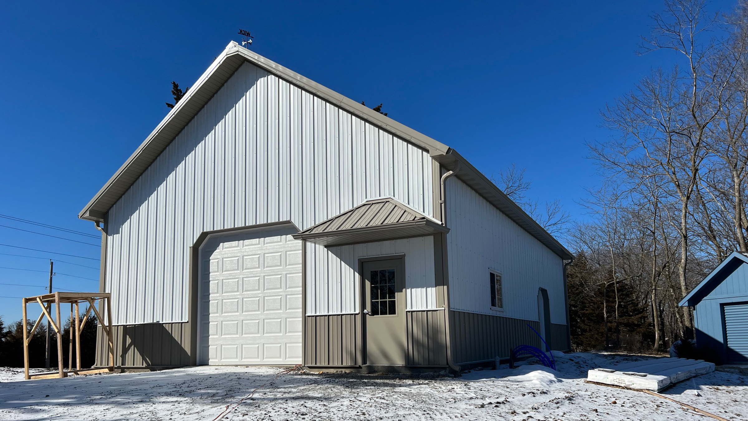 Suburban Pole Barn Garage